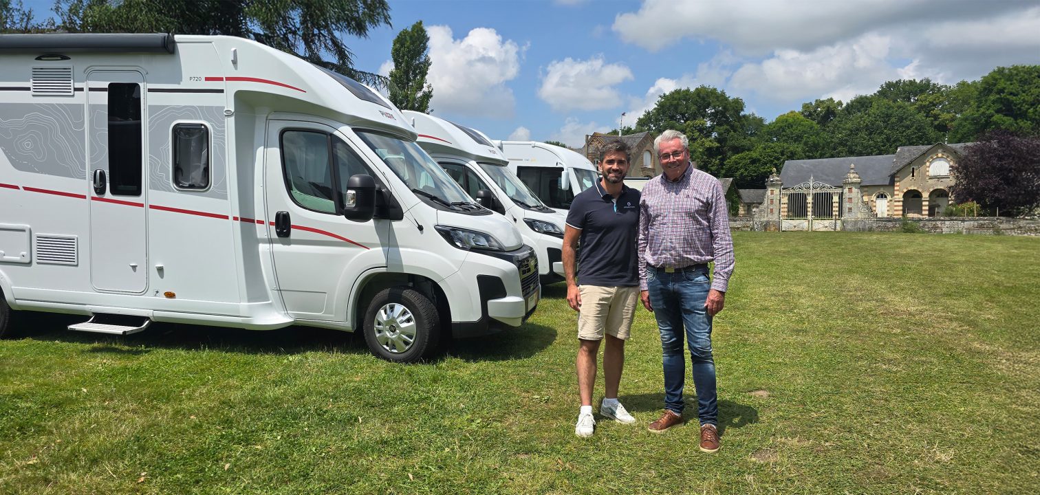 saleskey og groupe pilote på visning i Frankrike